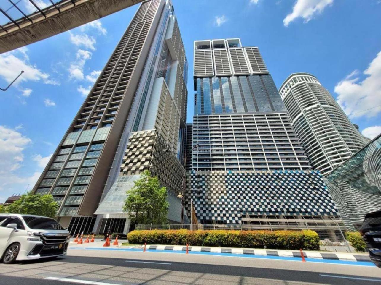 The Platinum Suites By Faced Kuala Lumpur Bagian luar foto