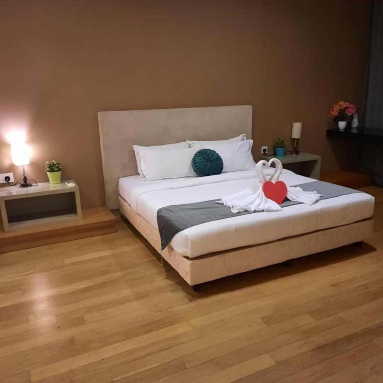 The Platinum Suites By Faced Kuala Lumpur Bagian luar foto
