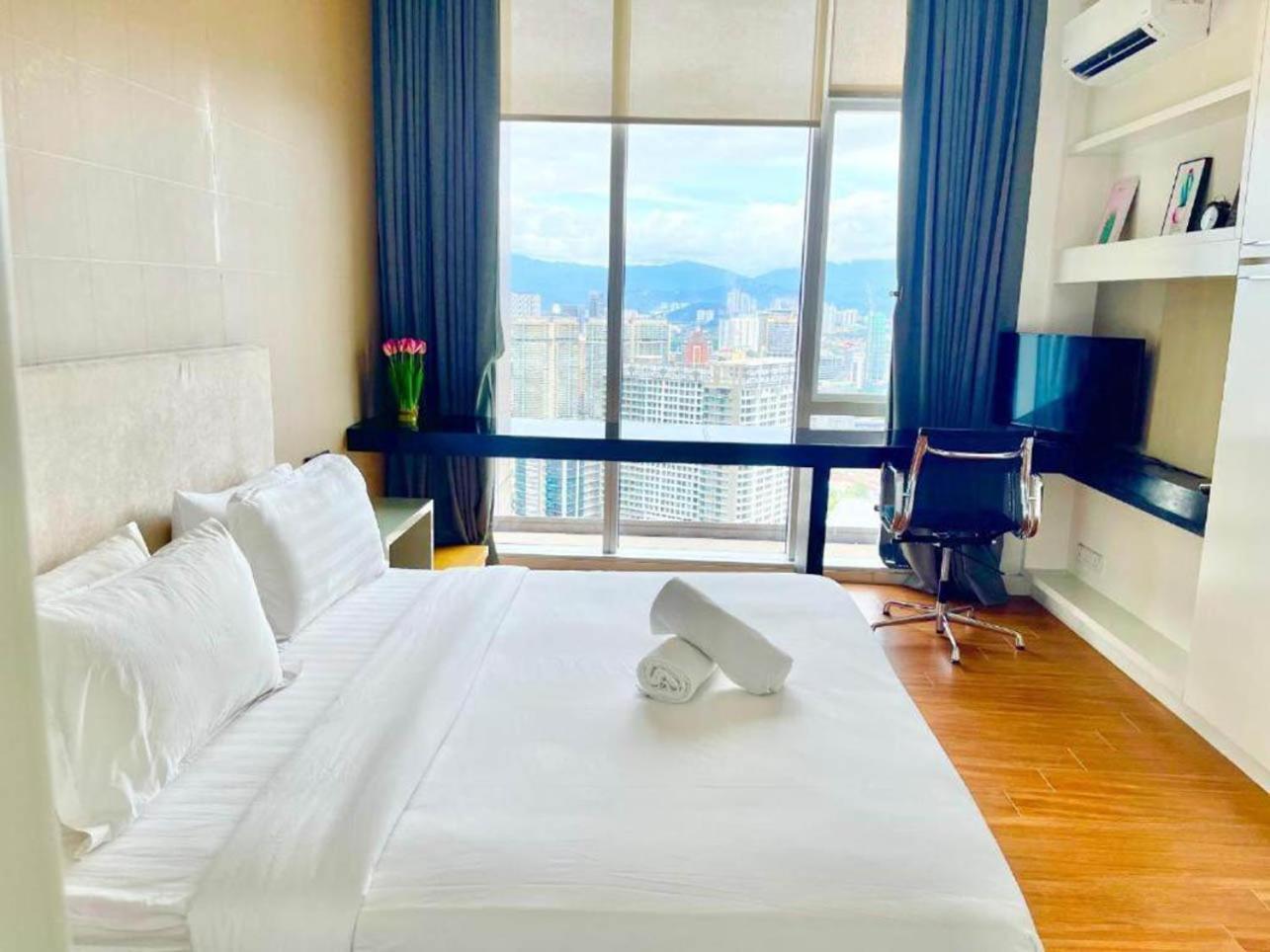 The Platinum Suites By Faced Kuala Lumpur Bagian luar foto